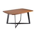 Moderne eettafel met houten blad en metalen onderstel