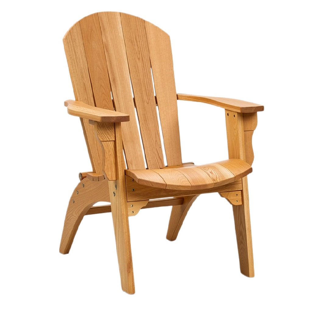 "Houten relaxstoel met brede leuning en ergonomisch ontwerp"